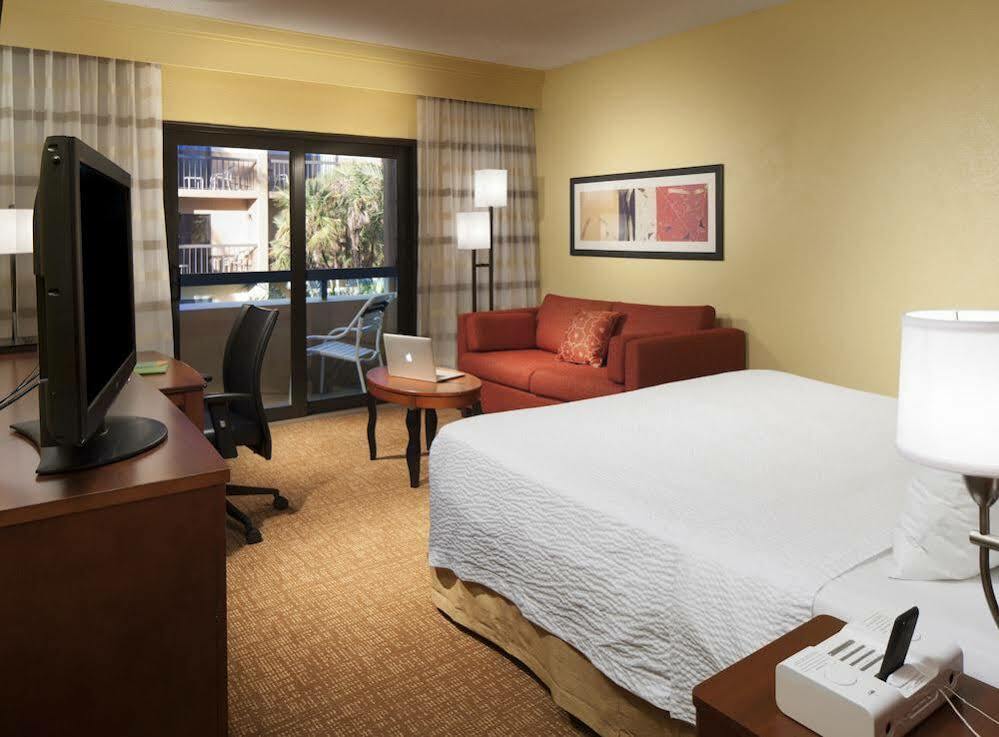 Courtyard Birmingham Hoover Ngoại thất bức ảnh